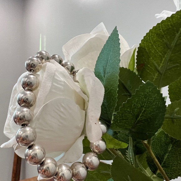 Authentic Tiffany & co  Ball Bracelet
in Silver, 10 mm - Picture 6 of 15